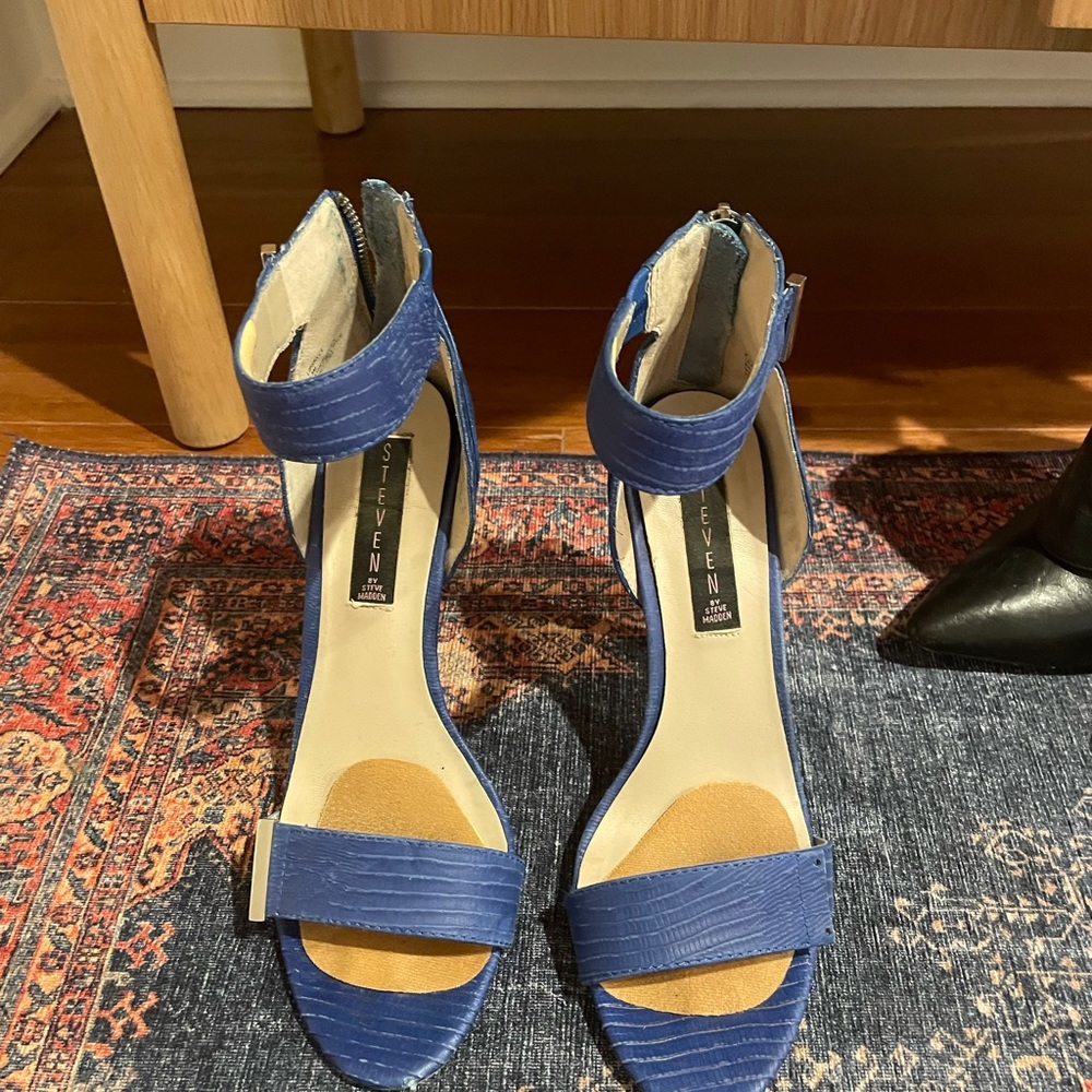 Steven by Steve Madden Cobalt Blue Heel 8.5